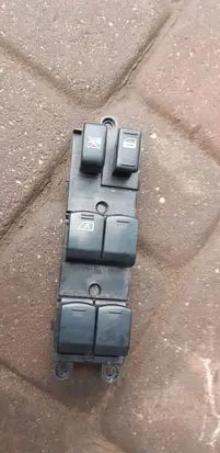 Subaru Forester SH Electric window control switch