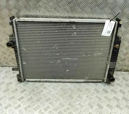 BMW 5 E34 Coolant radiator 2242138
