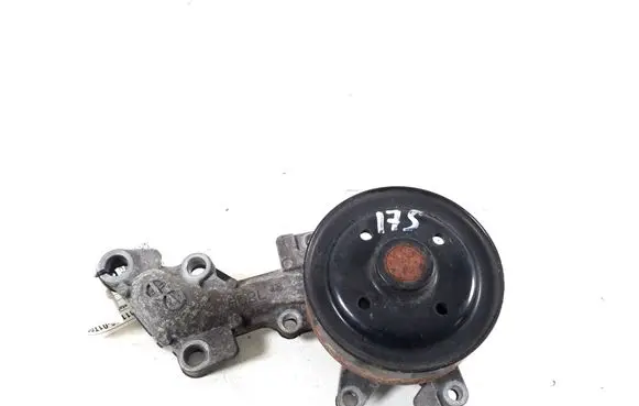 Toyota Yaris Water pump 16100-80010