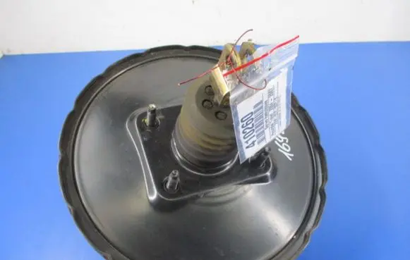 Hyundai Trajet Brake booster
