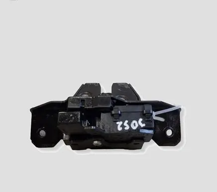 Opel Zafira C Tailgate/trunk/boot lock/catch/latch 13581023