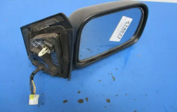 Mitsubishi Space Wagon Front door electric wing mirror