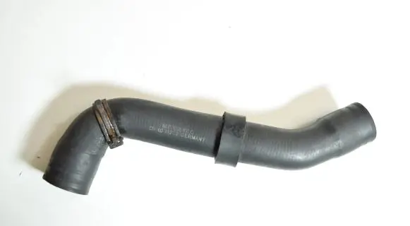 Audi A3 S3 8L Engine coolant pipe/hose 8L0122101C