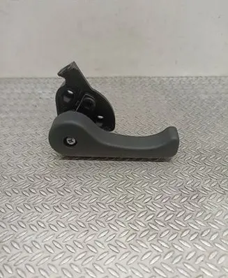 Hyundai Tucson TL Engine bonnet (hood) release handle 