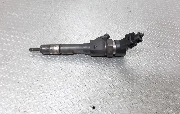 Renault Laguna II Fuel injector 7700111014 0445110021