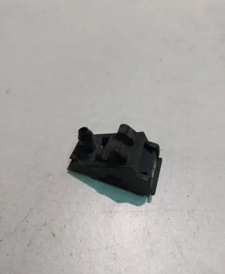 Skoda Octavia Mk2 (1Z) Windshield washer spray nozzle 8Z0955987B