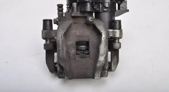 Volvo XC90 Rear brake caliper 32217363