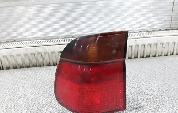 BMW 5 E39 Rear/tail lights 8361671