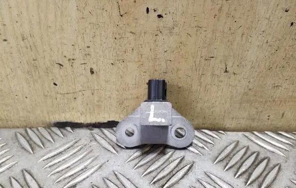 Nissan Qashqai Airbag deployment crash/impact sensor
