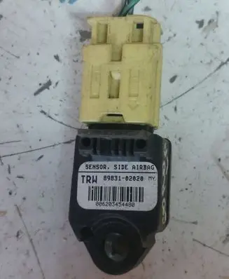 Toyota Corolla E120 E130 Airbag deployment crash/impact sensor 8983102020 008203454480