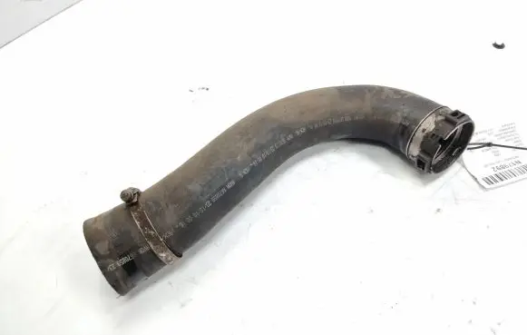 Opel Movano B Air intake hose/pipe 6670859
