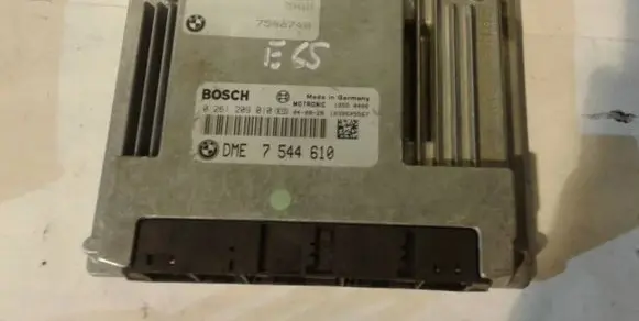 BMW 6 E63 E64 Engine control unit/module 7544610