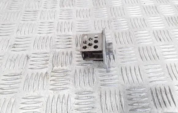 Citroen C8 Coolant fan relay 9641212580