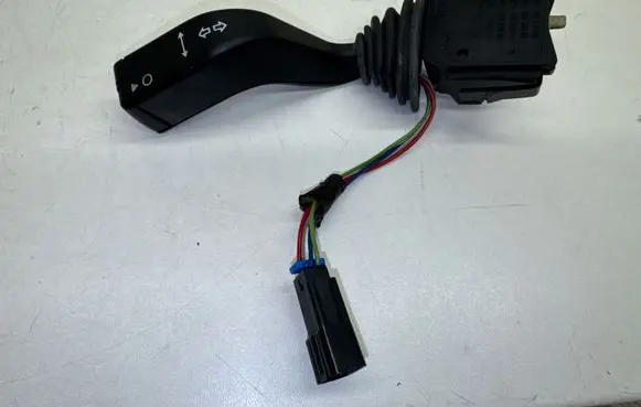Opel Zafira A Indicator stalk 90560990