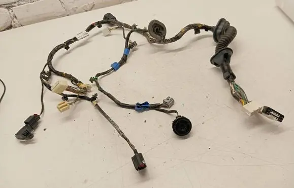 Ford Ranger Front door wiring loom AB3914A584