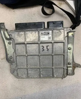 Toyota Corolla Verso AR10 Engine control unit/module 89661-0F350