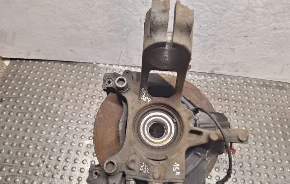 Fiat Ducato Front wheel hub spindle knuckle S25062584