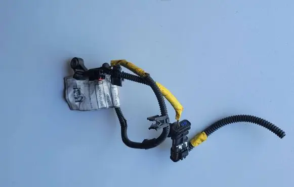 Fiat 500X Airbag deployment crash/impact sensor 5340291048 51943477 00519753400