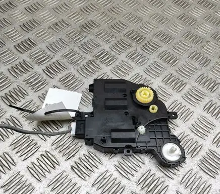 Lexus RZ Air flap motor/actuator 0638009051