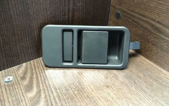 Iveco Daily 35 - 40.10 Sliding door interior handle 500329793