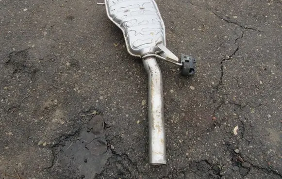 Audi A5 Middle muffler/silencer 8W0253411A-AUDI 8W0253411A