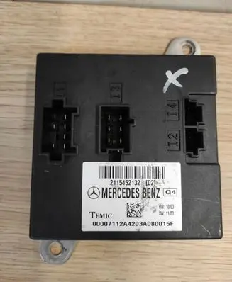 Mercedes-Benz E W212 Comfort/convenience module 2115452132 007112A4203A080015