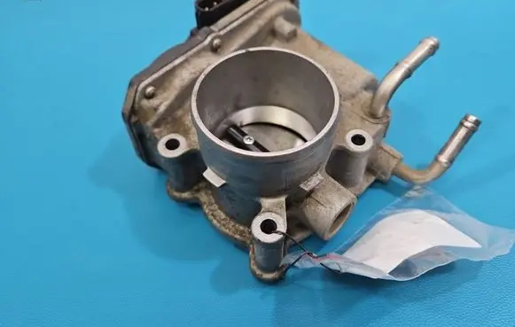 Toyota Auris 150 Throttle body valve 2203047010 IMPRK1561806