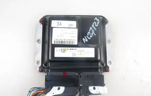 Mazda 6 Engine control unit/module R2BF18881E 2757000194