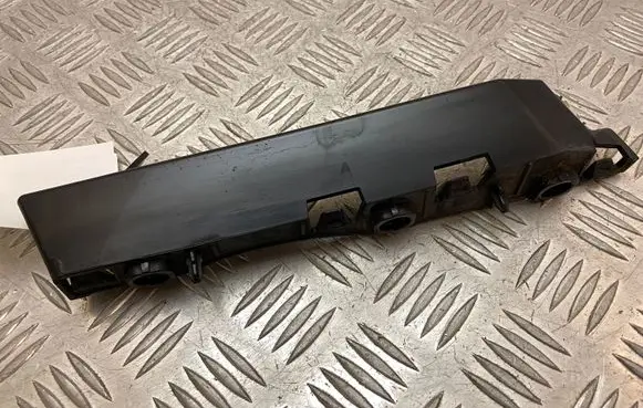 Land Rover Discovery 5 Front bumper mounting bracket HY3217A869AD