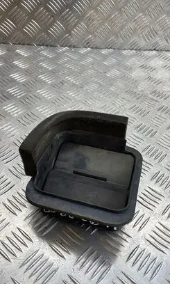 Subaru Forester SJ Quarter panel pressure vent 72651AE010