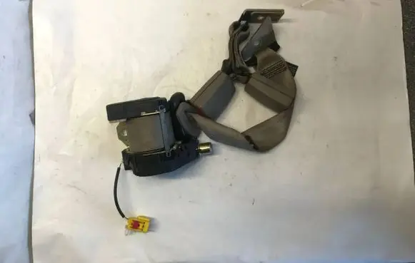 Jaguar S-Type Front seatbelt 2R83-F611B68