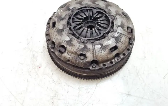 Volkswagen Amarok Clutch set kit 03L141031D
