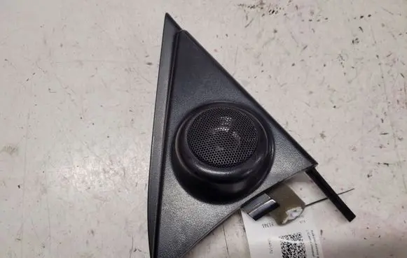 KIA Sorento Front door high frequency speaker 963503E500