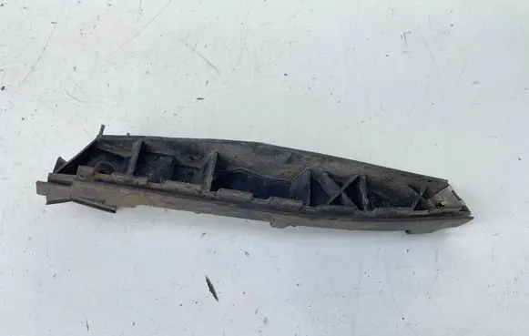 Audi A3 S3 8L Front bumper mounting bracket 8L0807184D