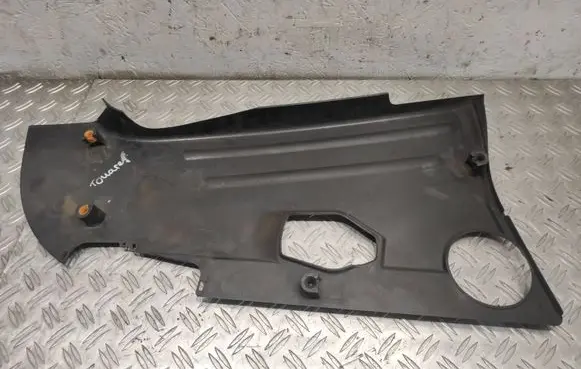 Volkswagen Touareg I Engine cover (trim) 7L6806442J