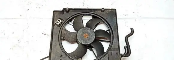 Renault Scenic I Radiator cooling fan shroud 7700421148 7700421148-a