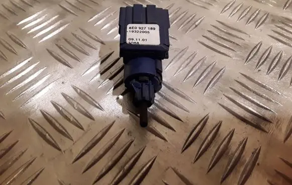 Clutch pedal sensor
