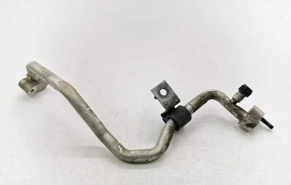 Air conditioning (A/C) pipe/hose