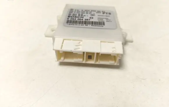 Mercedes-Benz C W204 Parking PDC control unit/module A2049009201