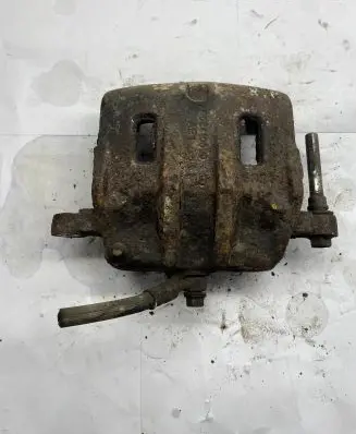 KIA Sorento Front brake caliper