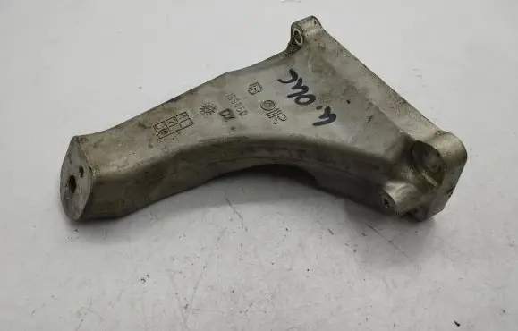 Maserati Quattroporte Engine mounting bracket 199850