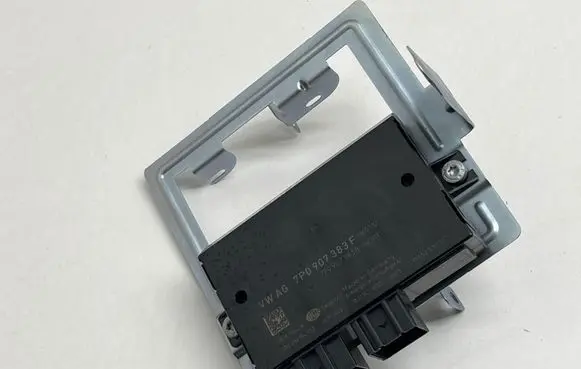 Porsche Cayenne (92A) Tow bar trailer control unit/module 7P0907383F 0352335163 7P0907383B