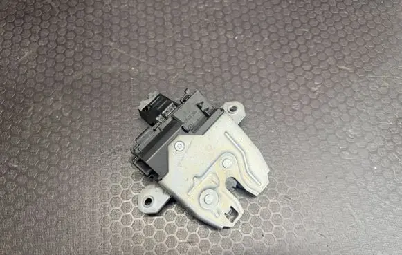 Jaguar XF X250 Tailgate/trunk/boot lock/catch/latch 6W83442A66CD 01097061002