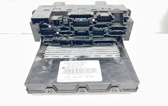 Mercedes-Benz C W203 Fuse box set 0025459301