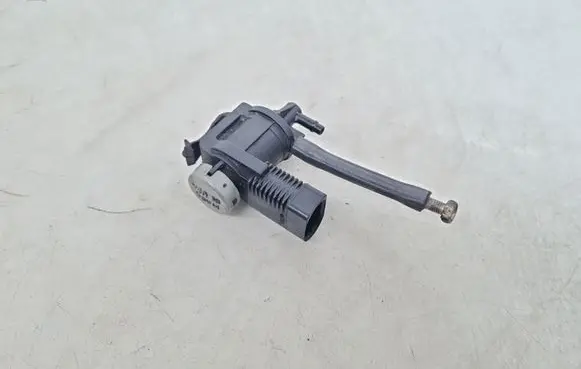 Volkswagen Golf VI Turbo solenoid valve 987086299