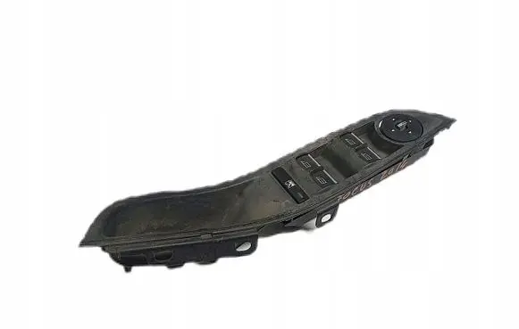 Ford Focus Electric window control switch AM5T14A132AB