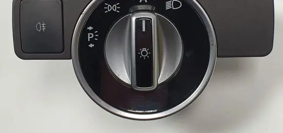 Mercedes-Benz GLK (X204) Light switch