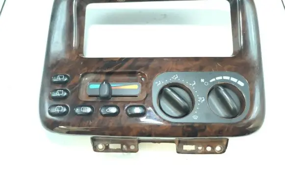 Chrysler Voyager Climate control unit P4677356AB 1627B