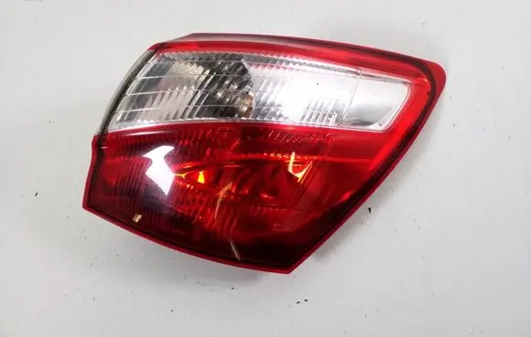 Nissan Qashqai Rear/tail lights