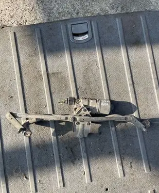 Seat Ibiza III (6L) Front wiper linkage and motor 3397020593